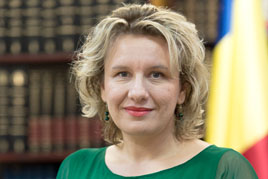 Associate Professor Dr. Ella Magdalena Ciupercă  